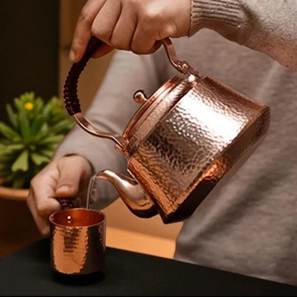 Théière en cuivre rétro 1L – Bouilloire artisanale, finition brillante