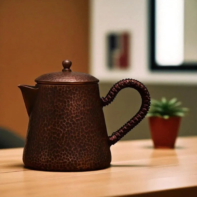 Petite théière en cuivre 400ML – Foncée, pour eau bouillante