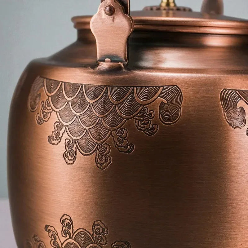 Théière en cuivre 1,7L – Fait main, motif écailles
