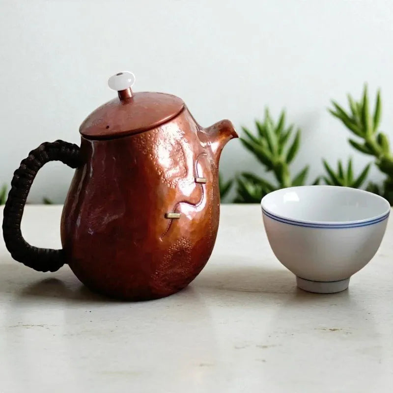 Théière en cuivre 260ML – Avec couvercle, filtre et poignée thermique
