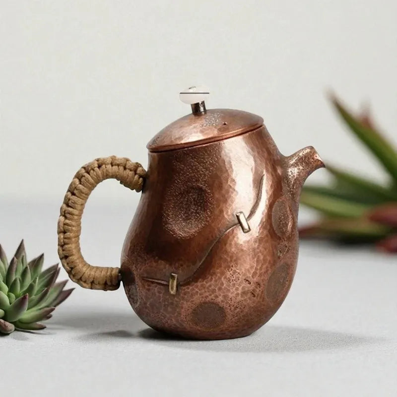 Théière en cuivre 260ML – Avec couvercle, filtre et poignée thermique
