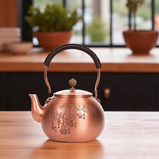 Théière en cuivre antique 1,5L – Motif fruits, bouilloire santé