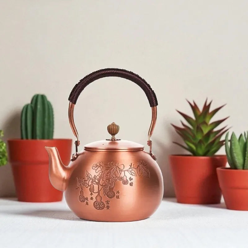 Théière en cuivre antique 1,5L – Motif fruits, bouilloire santé
