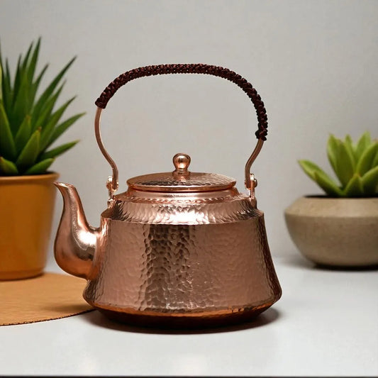 Théière en cuivre rétro 1L – Bouilloire artisanale, finition brillante