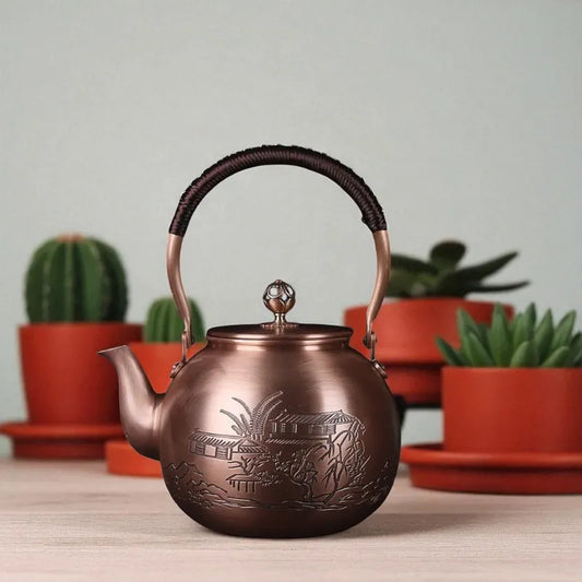 Théière en cuivre violet 1,5L – Motif maisons