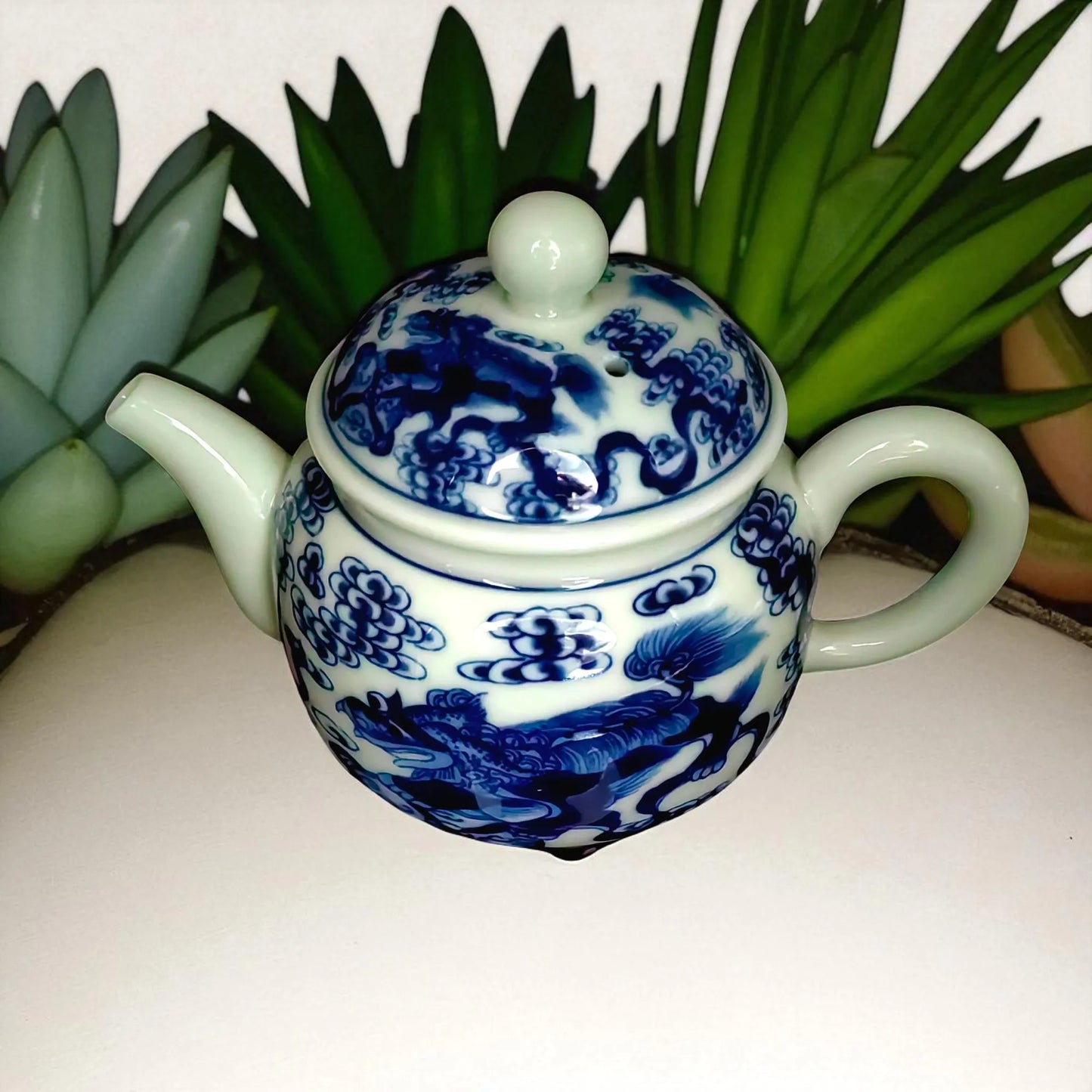 Théière en porcelaine Jingdezhen 200ML – Avec passoire