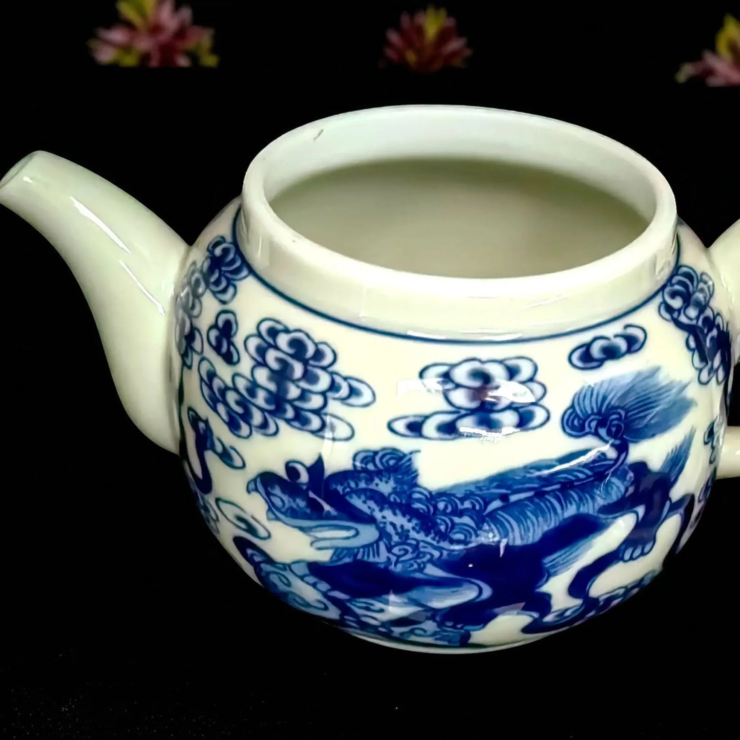 Théière en porcelaine Jingdezhen 200ML – Avec passoire