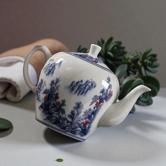 Théière en porcelaine bleu et blanc 310ML – Motif montagne