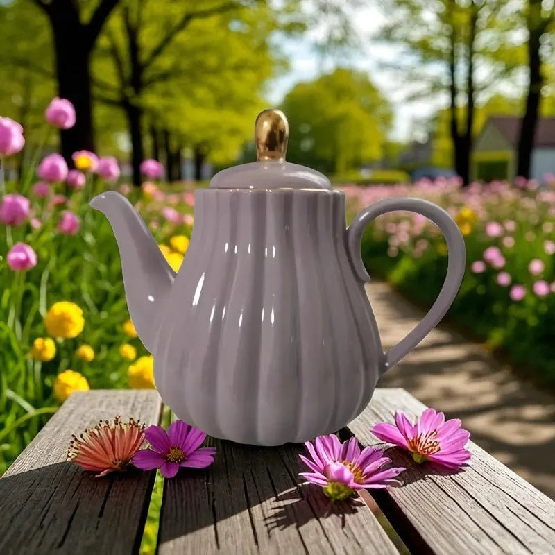 Théière en porcelaine violette 1L – Forme citrouille, passoire intégrée